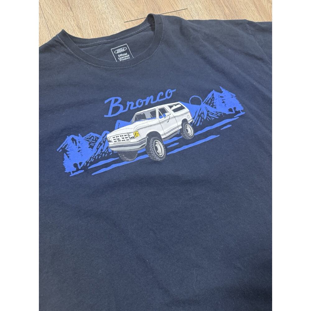 Mens Black Size Extra Large Graphic Ford Bronco T-shirt W/ Measurements